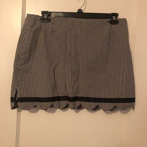 Gingham skirt in Black and White